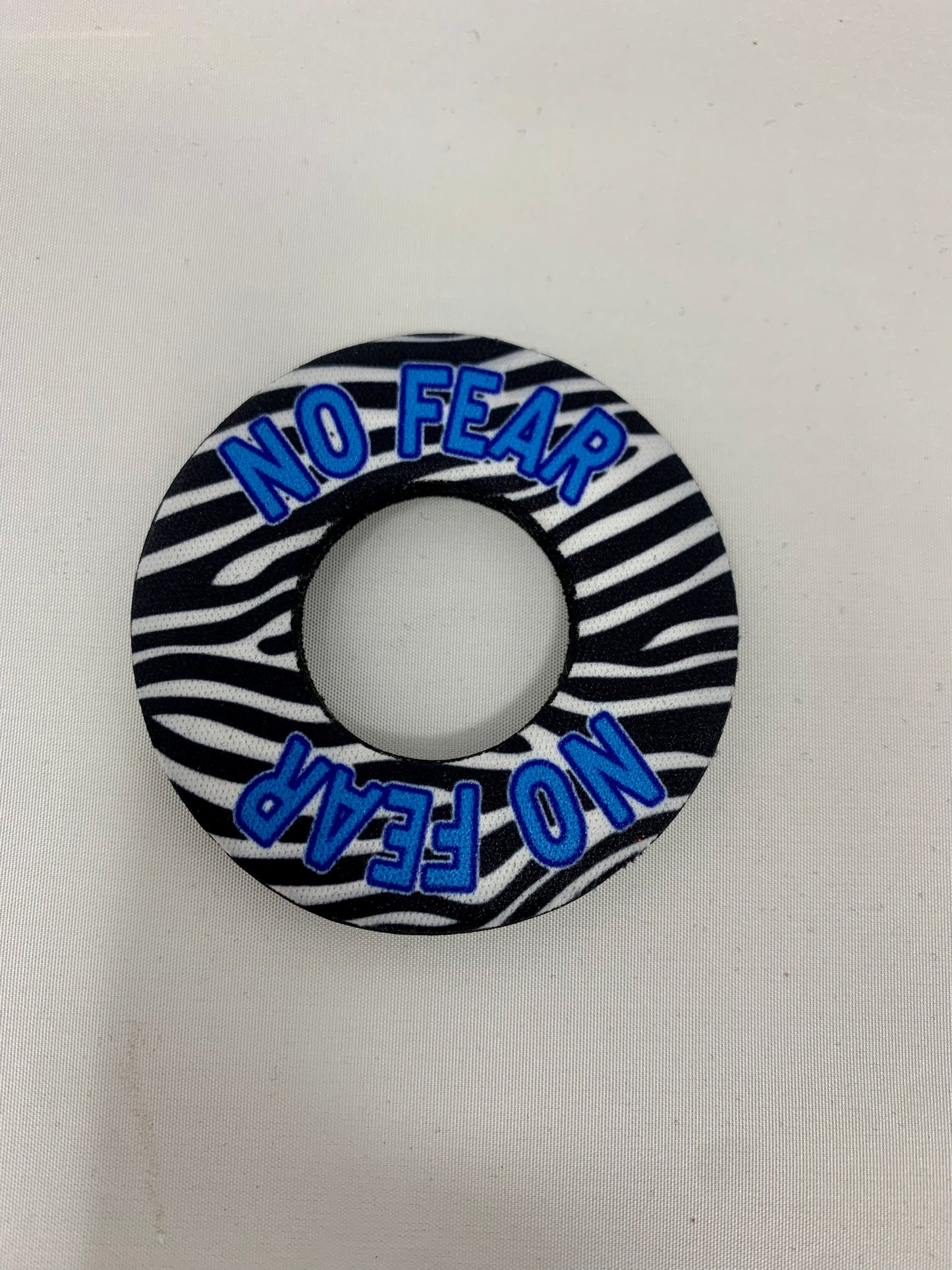 NO FEAR grip donut